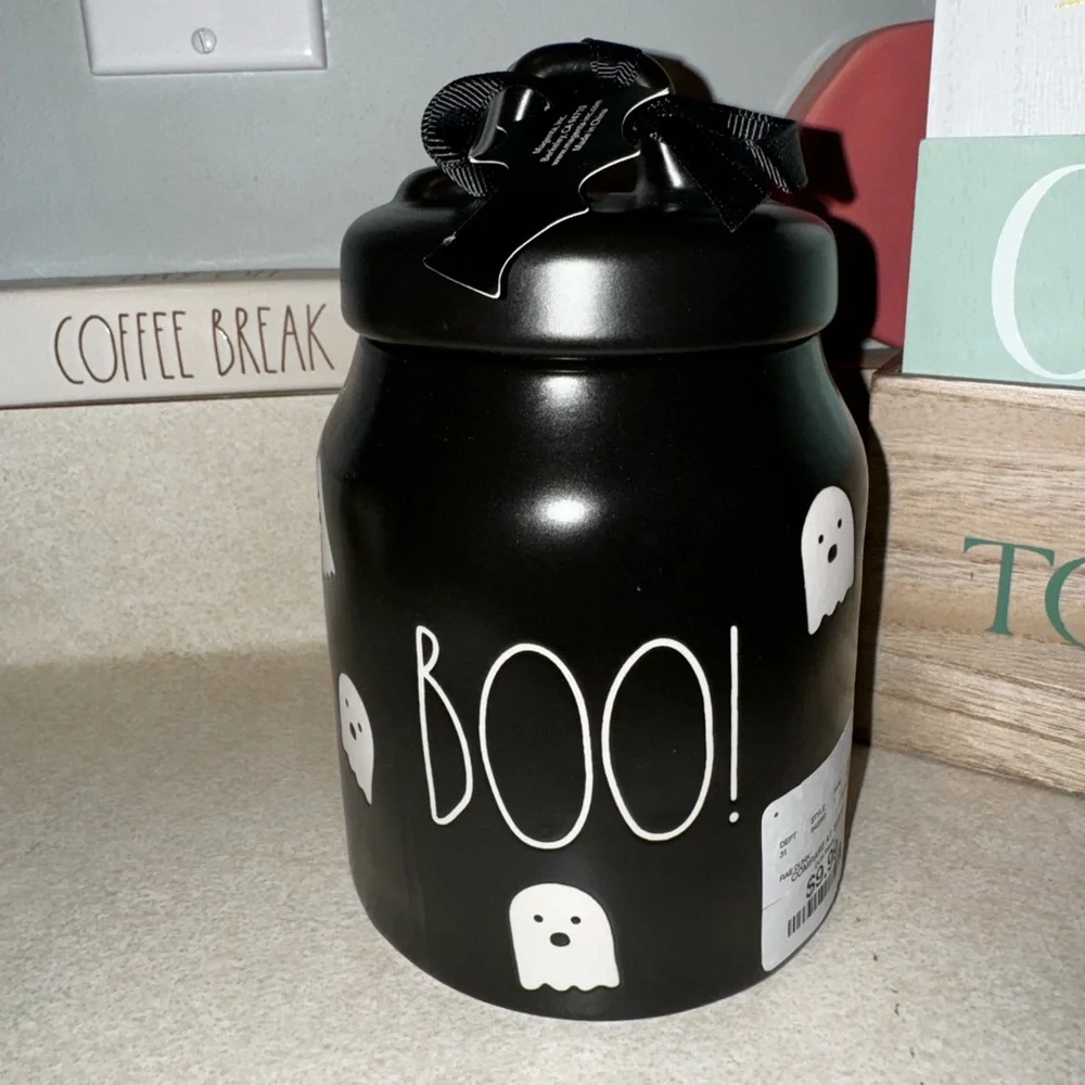 Rae Dunn small boo canister - yes